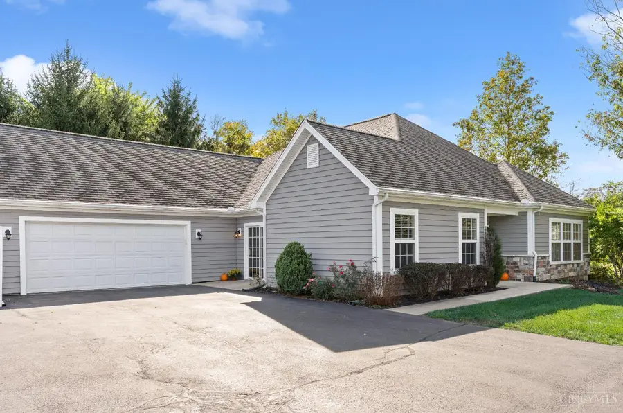 1106 Brookfield Drive, Waynesville, OH 45068 - Image #2