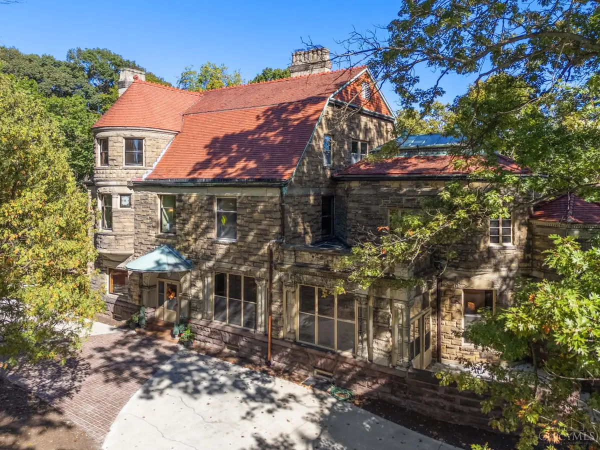 3540 Clifton Avenue, Cincinnati, OH 45220 - Image #1