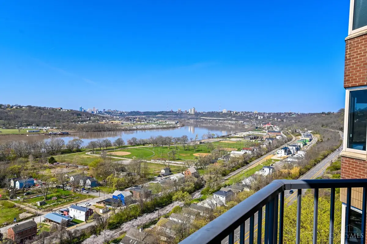 3435 Golden Avenue #1402, Cincinnati, OH 45226 - Image #1