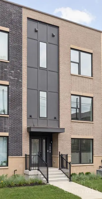 1608 Desales Lane, Cincinnati, OH 45206