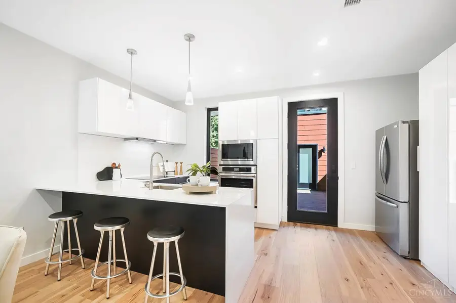 1330 Spring Street, Cincinnati, OH 45202 - Image #3