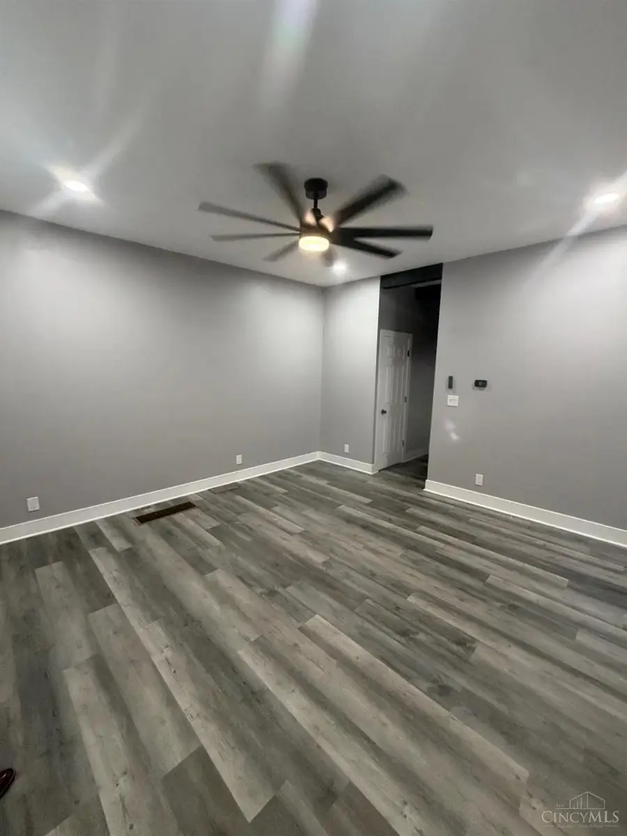 1228 Rosemont Avenue, Cincinnati, OH 45205 - Image #2