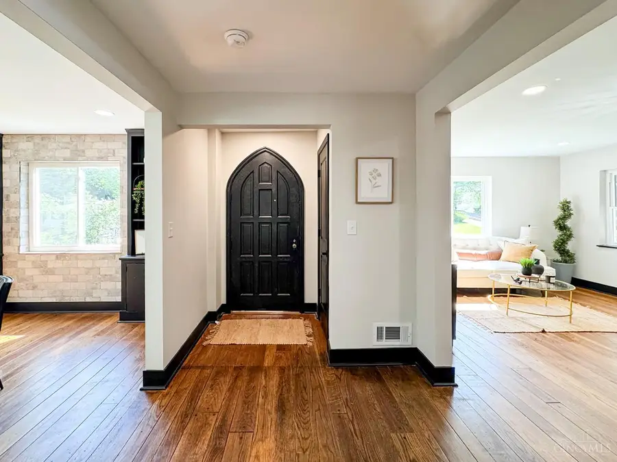 3923 Wess Park Drive, Cincinnati, OH 45217 - Image #3