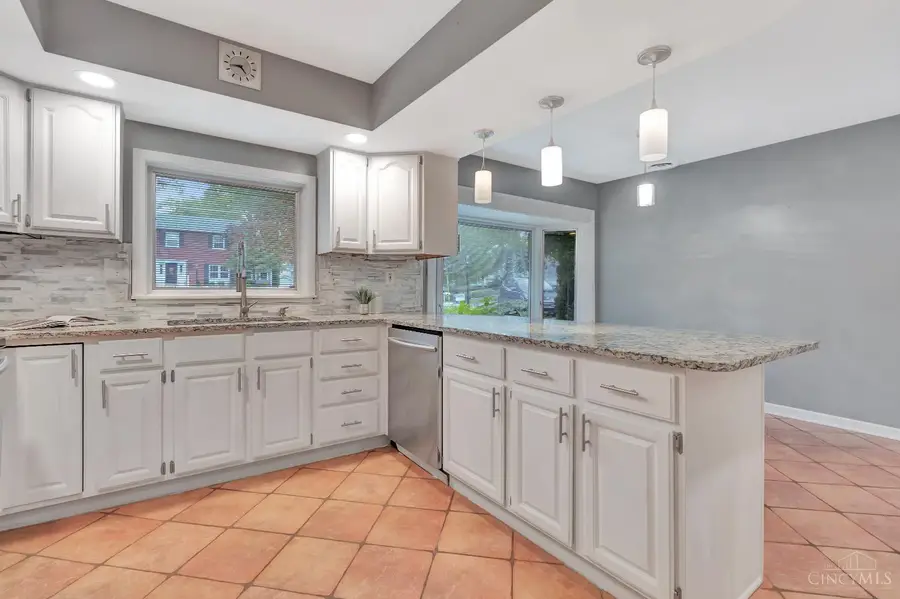 8772 Haverhill Lane, Sycamore Township, OH 45236 - Image #3