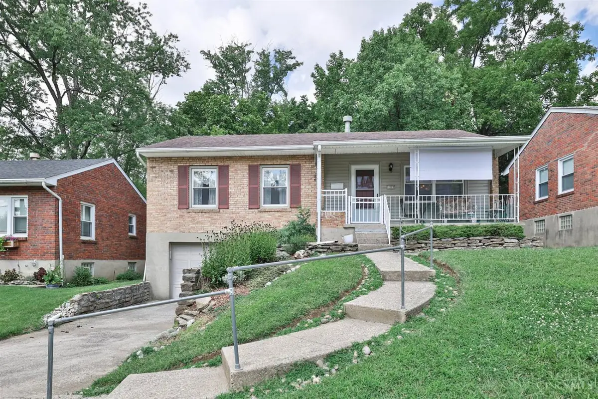 8609 Wicklow Avenue, Sycamore Township, OH 45236 - Image #1