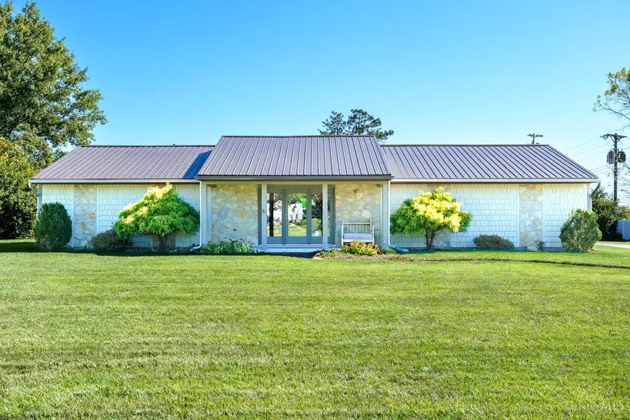 60 E Ellis Drive, Waynesville, OH 45068 - Image #2