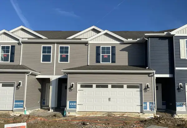 1872 Vista Lake Drive, Goshen Twp, OH 45122