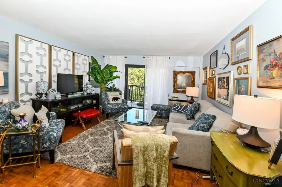 1815 Wm H Taft Road #409, Cincinnati, OH 45206 - Image #3