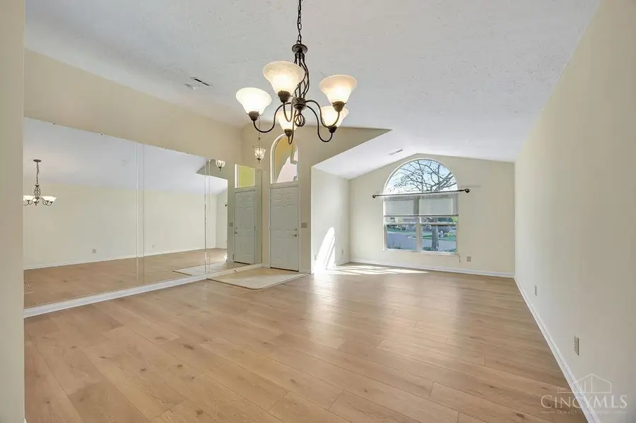 9891 Hunters Place, Deerfield Township, OH 45249 - Image #3