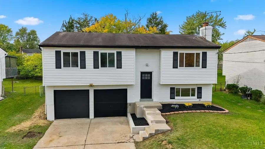 1442 Hazelgrove Drive, Pleasant Run Farm, OH 45240 - Image #2