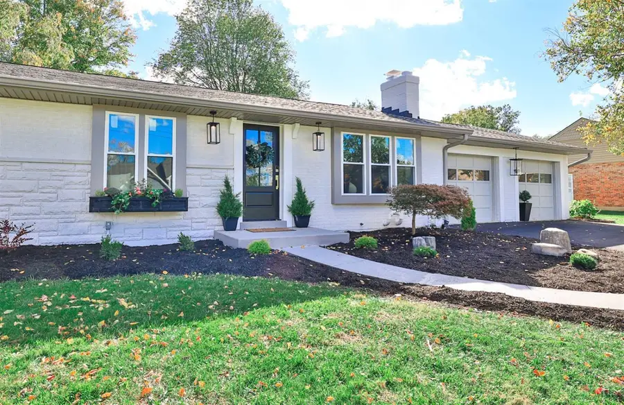 7961 Elbrecht Drive, Sycamore Township, OH 45242 - Image #2