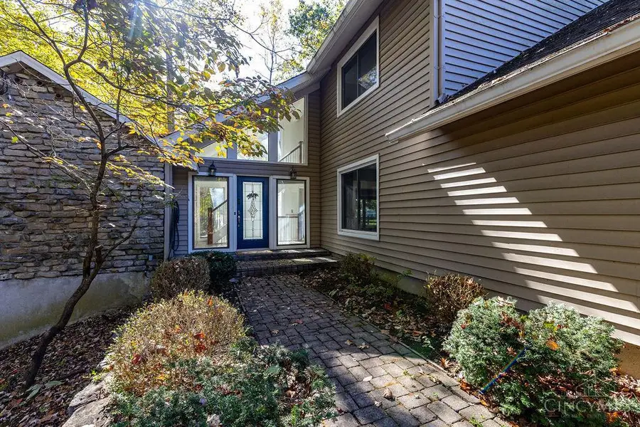 8303 Weller Road, Montgomery, OH 45242 - Image #2