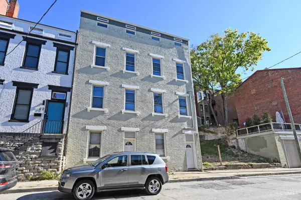 64 E Clifton Avenue, Cincinnati, OH 45202