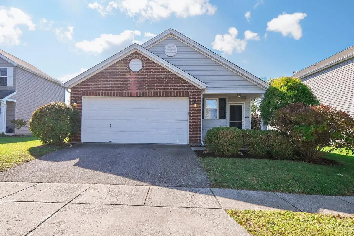 399 Hartford Court, Warren, OH 45039 - Image #1