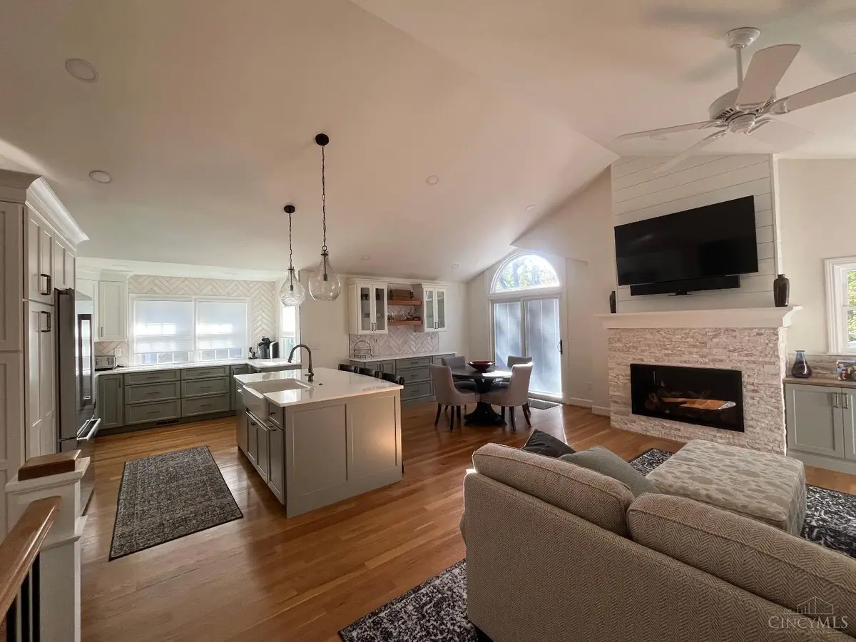 19 Greenhouse Lane, Cincinnati, OH 45209 - Image #1