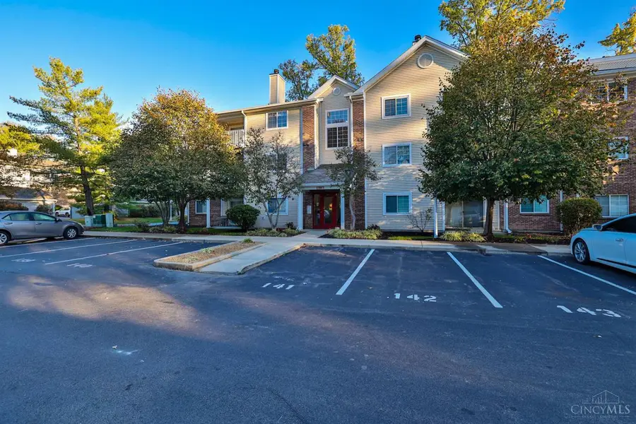 710 Carrington Place #104, Loveland, OH 45140 - Image #2