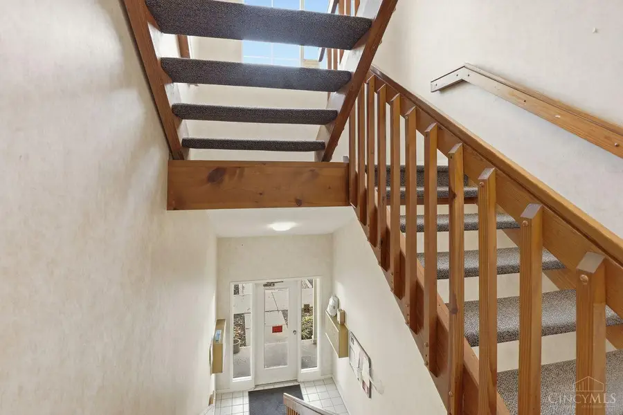 120 Carrington Lane #207, Loveland, OH 45140 - Image #3