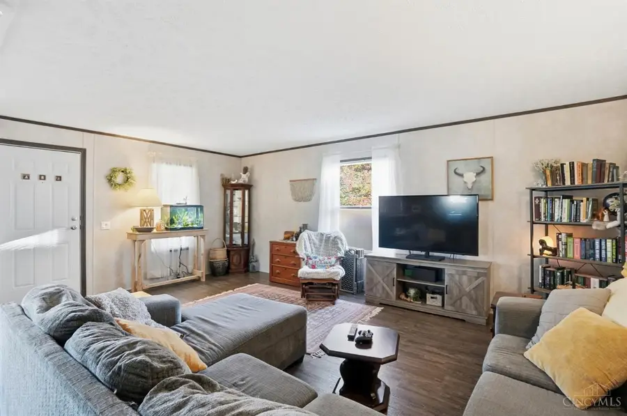 555 Cross Creek Dr, Wilmington, OH 45177 - Image #3