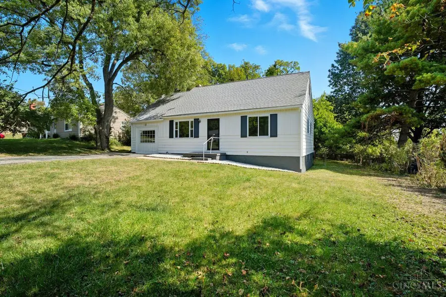 10060 Ronnie Road, Woodlawn, OH 45215 - #2