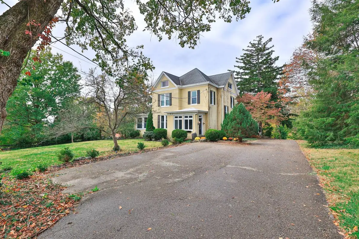 269 Compton Road, Wyoming, OH 45215 - Image #1