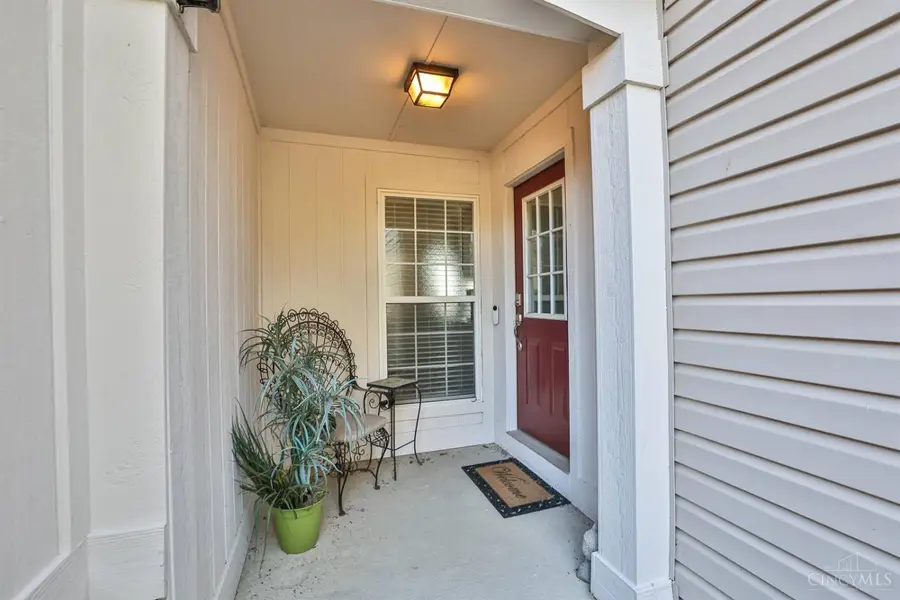 6710 Verde Ridge Drive, Green Township, OH 45247 - Image #2