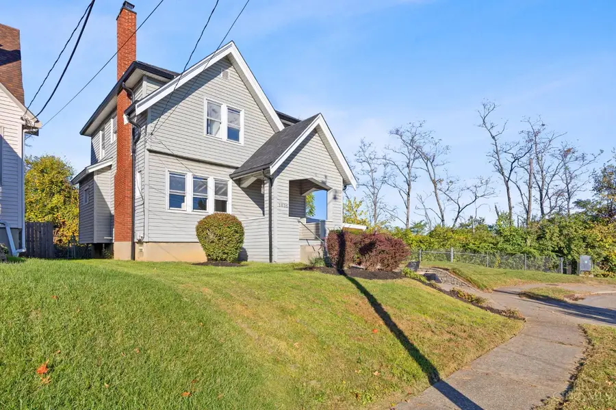 3635 Barberry Avenue, Cincinnati, OH 45207 - Image #3