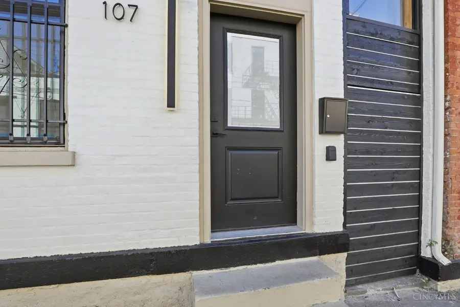 107 Corwine Street, Cincinnati, OH 45202 - Image #3
