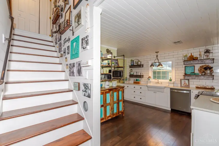 127 Thunder Drive, Lake Lakengren, OH 45320 - Image #2