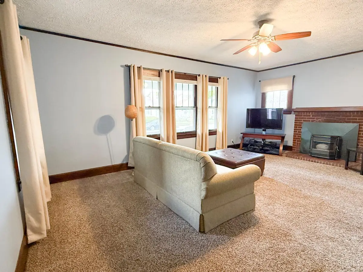 715 Corwin Ave, Hamilton, OH 45015 - Image #1