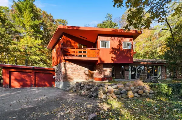 4412 Grove Avenue, Mariemont, OH 45227