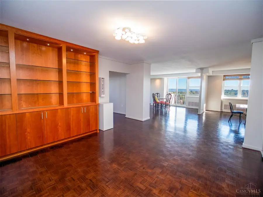 2444 Madison Road #1410, Cincinnati, OH 45208 - Image #2