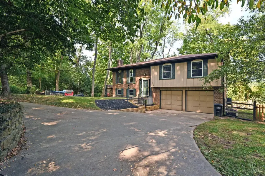 2590 Hunt Road, Reading, OH 45236 - Image #2