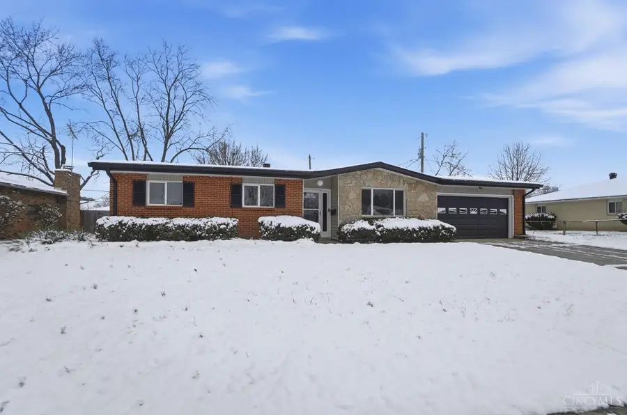302 Highland Drive, Englewood, OH 45322 - Image #3
