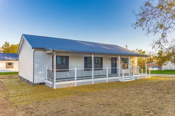 216 S Market Street, West Union, OH 45693