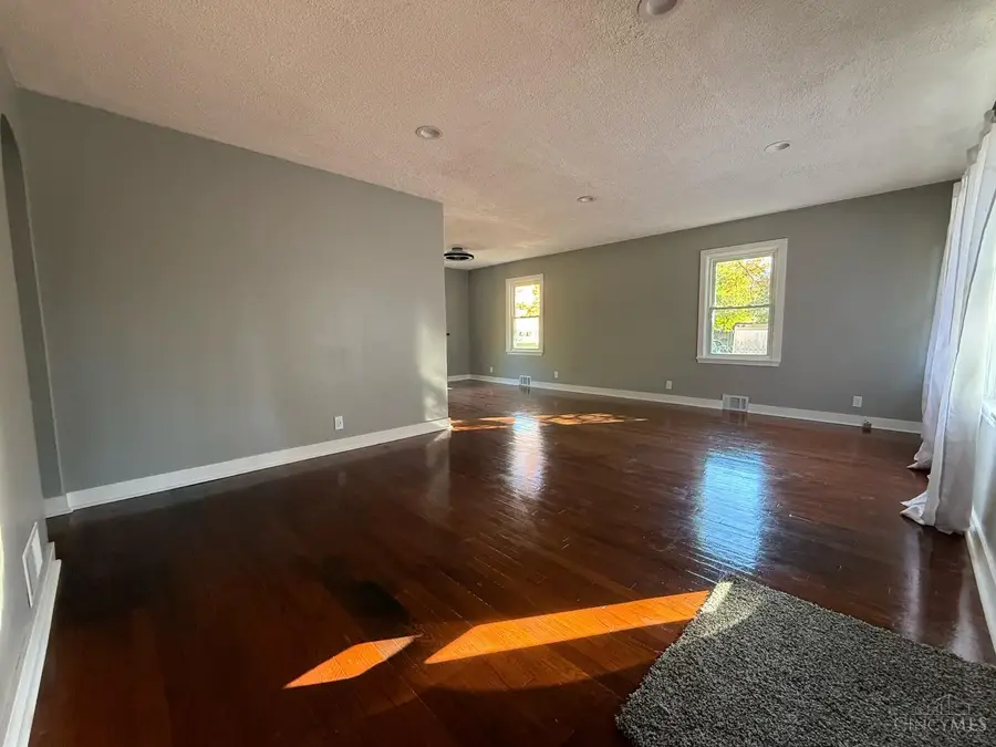 2340 Brokaw Avenue, Cincinnati, OH 45225 - Image #3