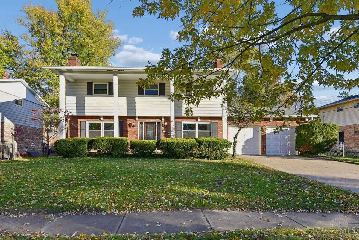 8190 Riovista Drive, Cherry Grove, OH 45255 - Image #1