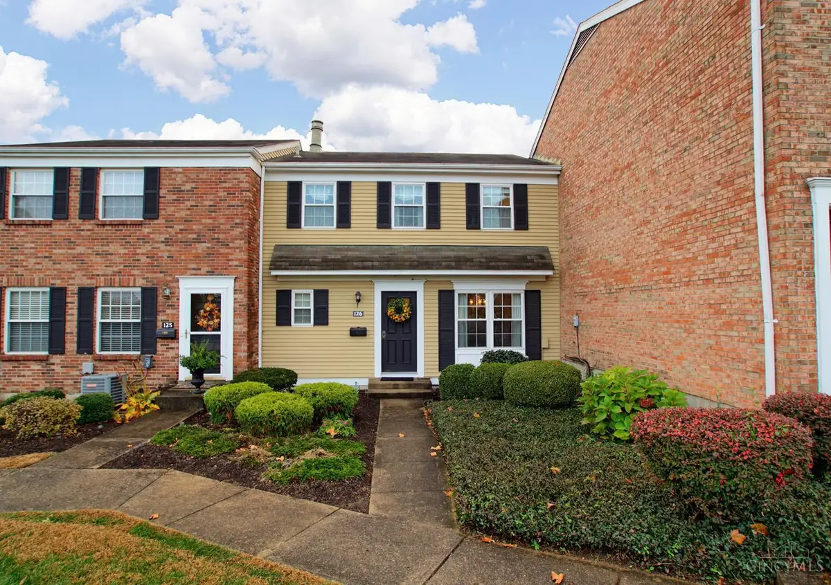 126 Chapel Hill Drive, Fairfield, OH 45014 - Image #1