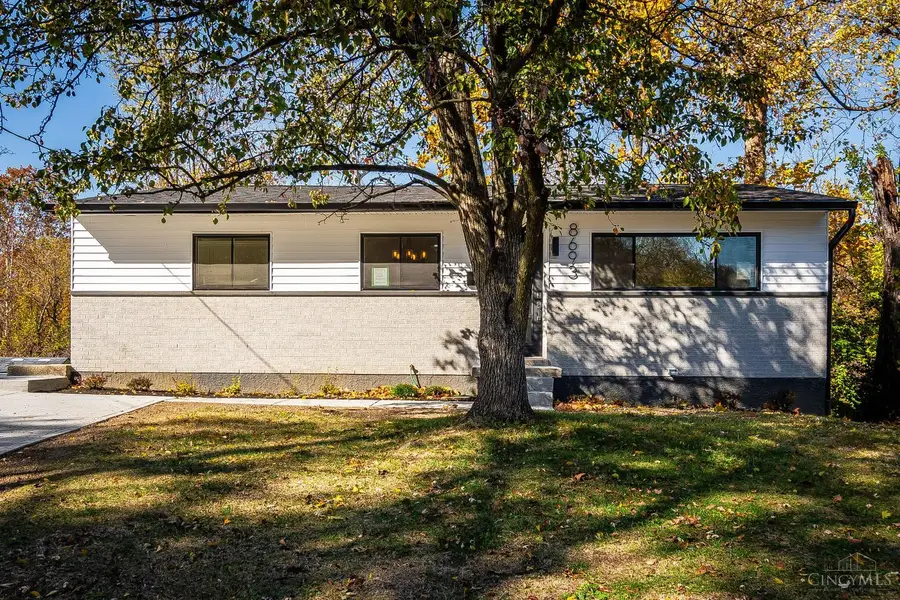 8693 Mockingbird Lane, Finneytown, OH 45231 - Image #2