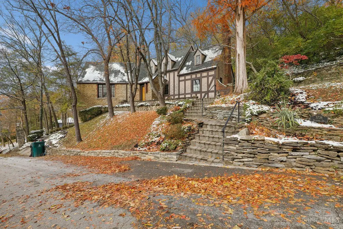 3736 Dogwood Lane, Cincinnati, OH 45213 - Image #1