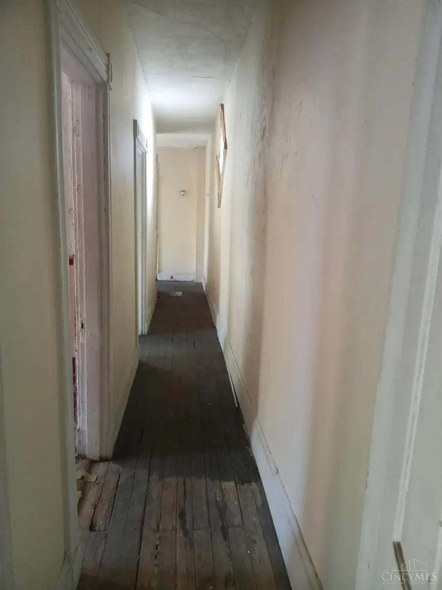 3024 Kerper Avenue, Cincinnati, OH 45206 - Image #2