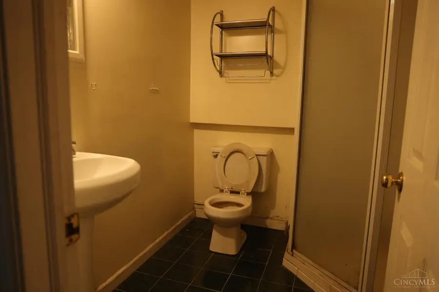 5869 Weston Court, Green Township, OH 45248 - Image #3