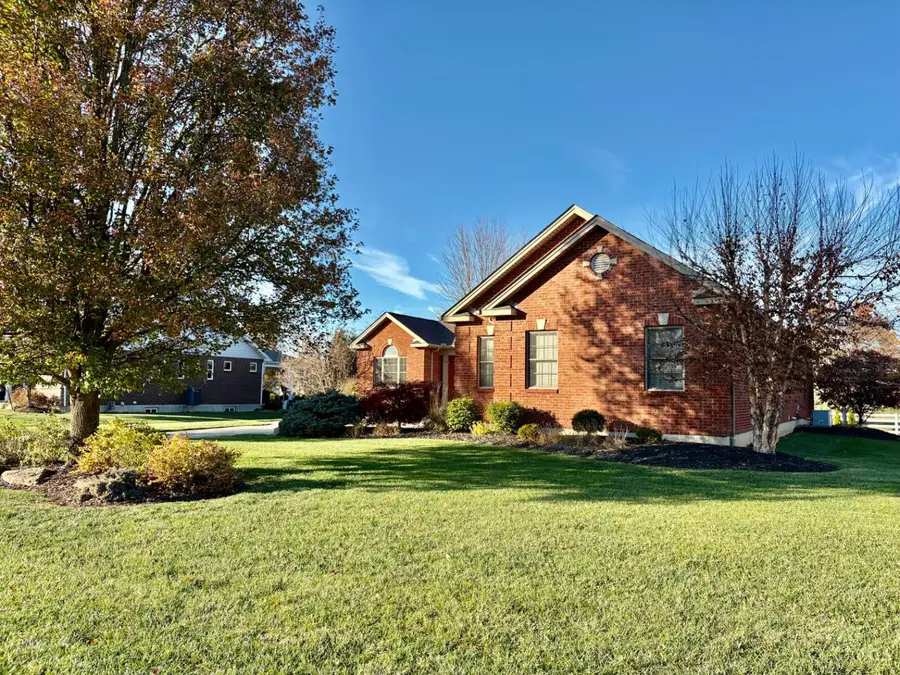 6872 Fox Trot Court, Liberty Township, OH 45044 - Image #2