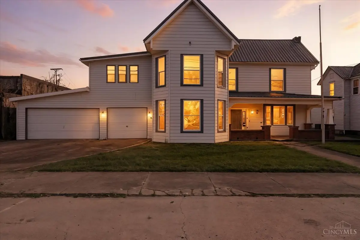 136 N Main St, Peebles, OH 45660 - Image #1