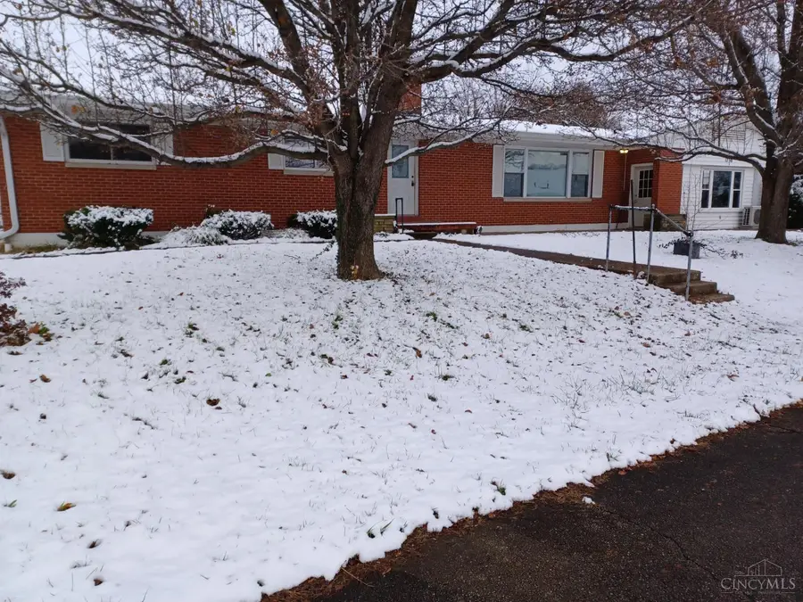 1730 Braeburn Road, Aberdeen, OH 45101 - Image #2