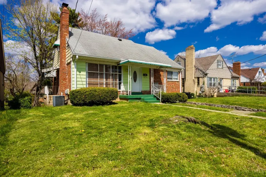 3962 S Fordham Place, Silverton, OH 45213 - Image #3