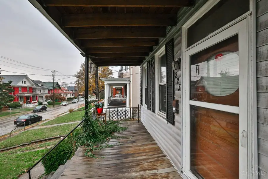 2231 Burnet Drive, Cincinnati, OH 45219 - Image #3