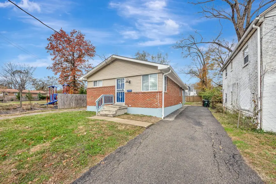 1282 Steffen Avenue, Lincoln Heights, OH 45215 - Image #2