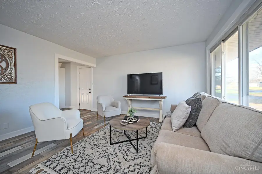 1033 Poinciana Drive, Carlisle, OH 45005 - Image #3