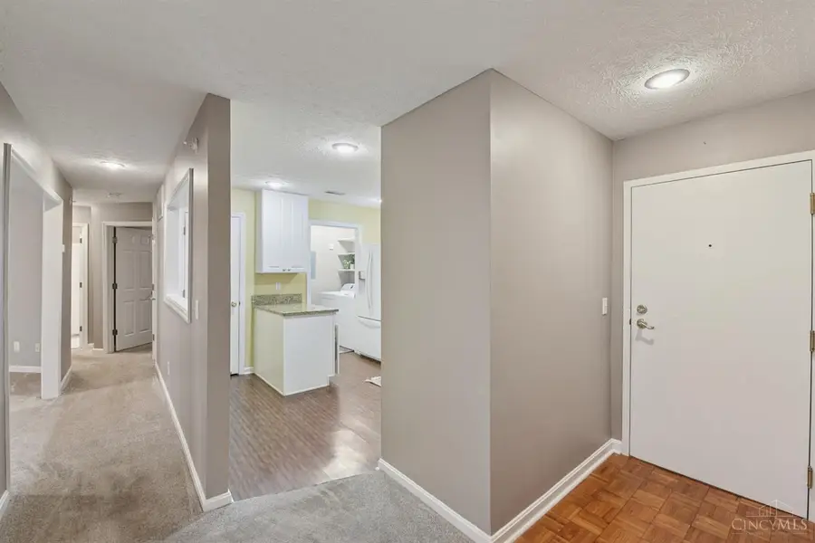 4341 Regency Ridge Court #201, Green Township, OH 45248 - Image #2