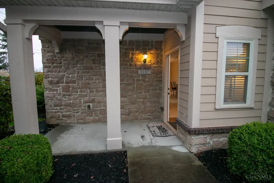 9107 Park Place Circle, West Chester, OH 45069 - Image #3